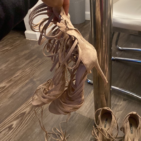 ⚠️NUDE HEELS CLEAROUT SALE⚠️ - Picture 7 of 7